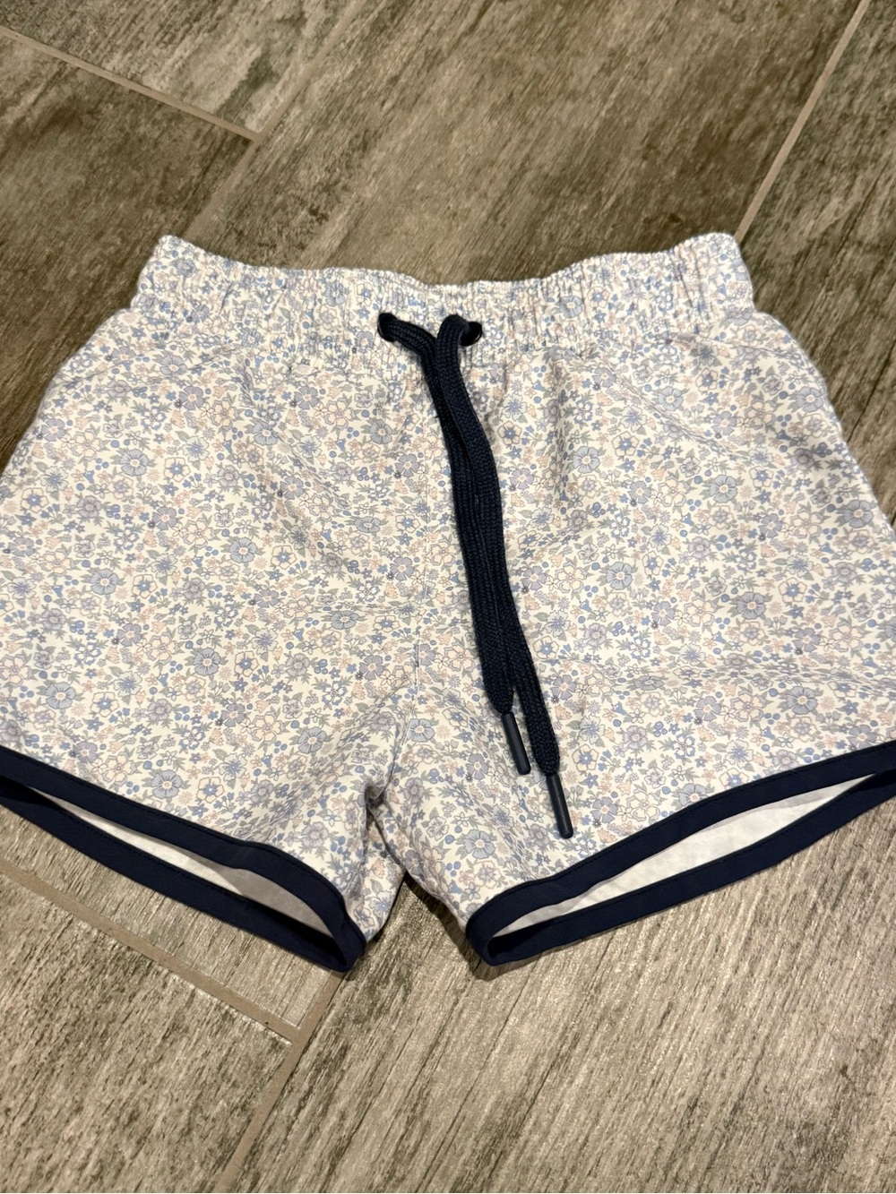 Minnow Toddler Swim Trunks with Floral Print - 5/6T